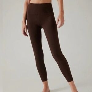 Athleta Salutation Stash 7/8 Tight in Toasted Brown size Medium M